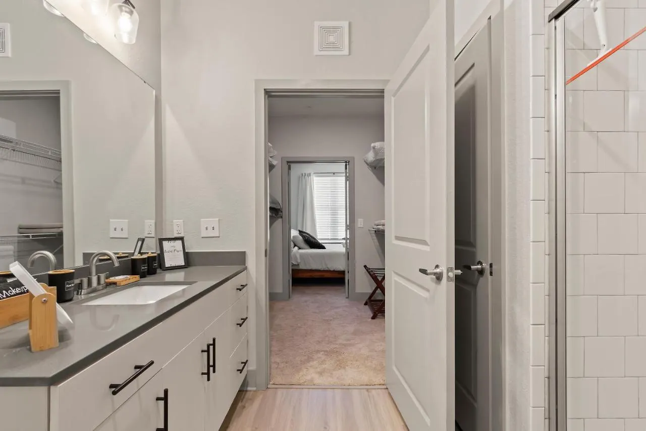 Luxury Condo In Ybor City Tampa W/Pool Access Apartment